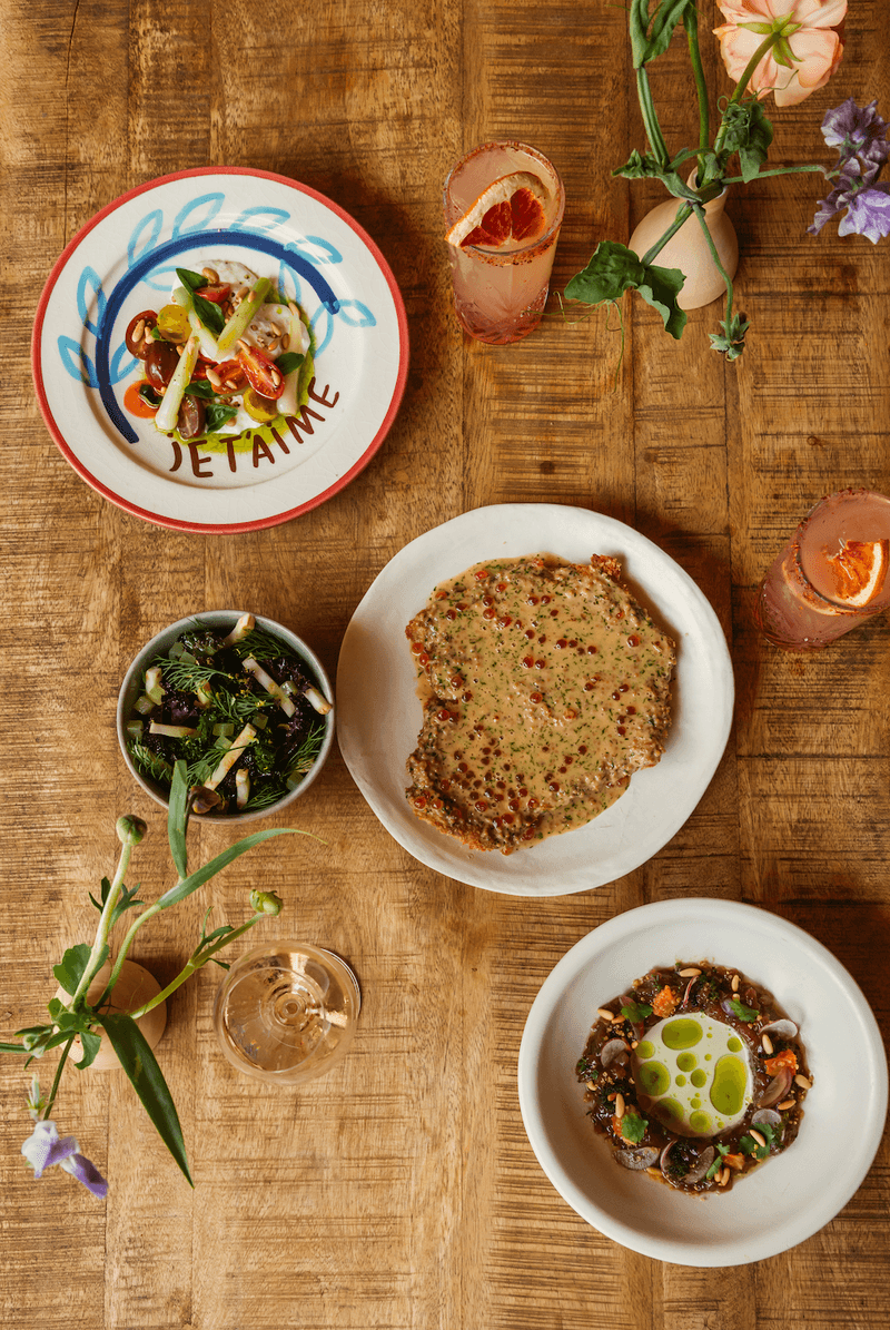 Juntos House Restaurant & Boutique